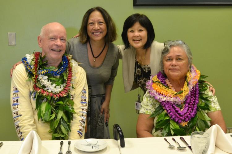 Group photo with Barbara and Bob Arthurs